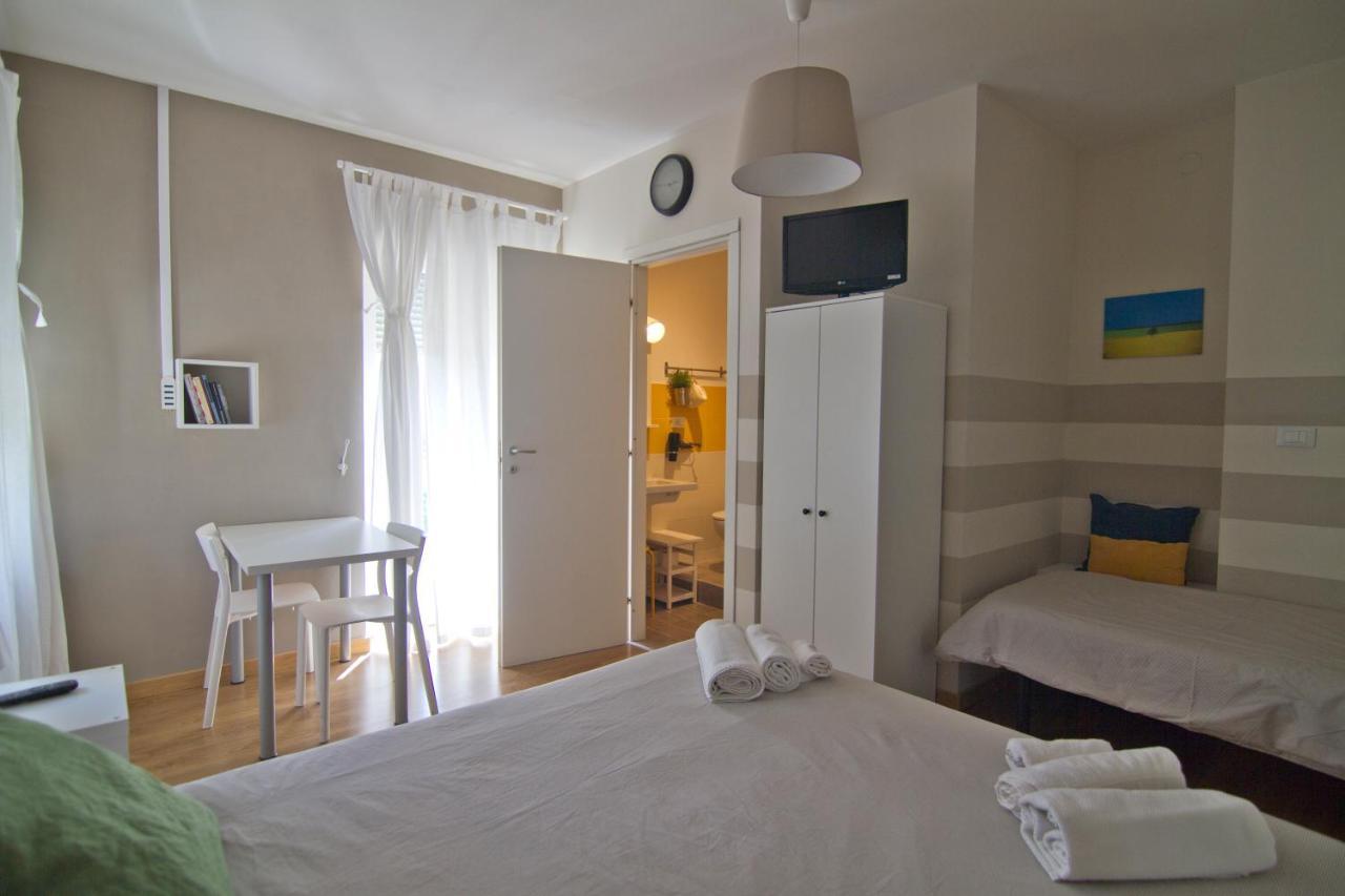 Le Stanze Di Adele Bed & Breakfast LʼAquila Екстериор снимка