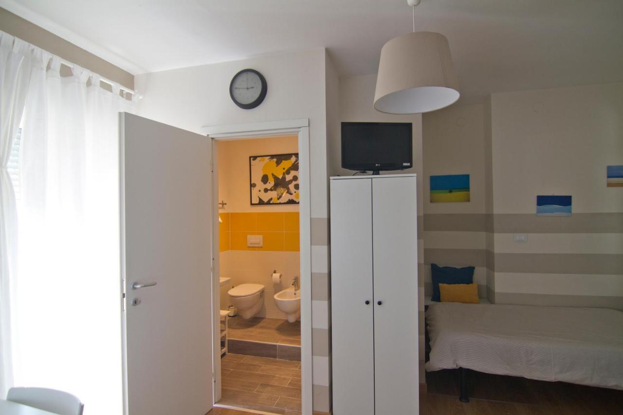 Le Stanze Di Adele Bed & Breakfast LʼAquila Екстериор снимка